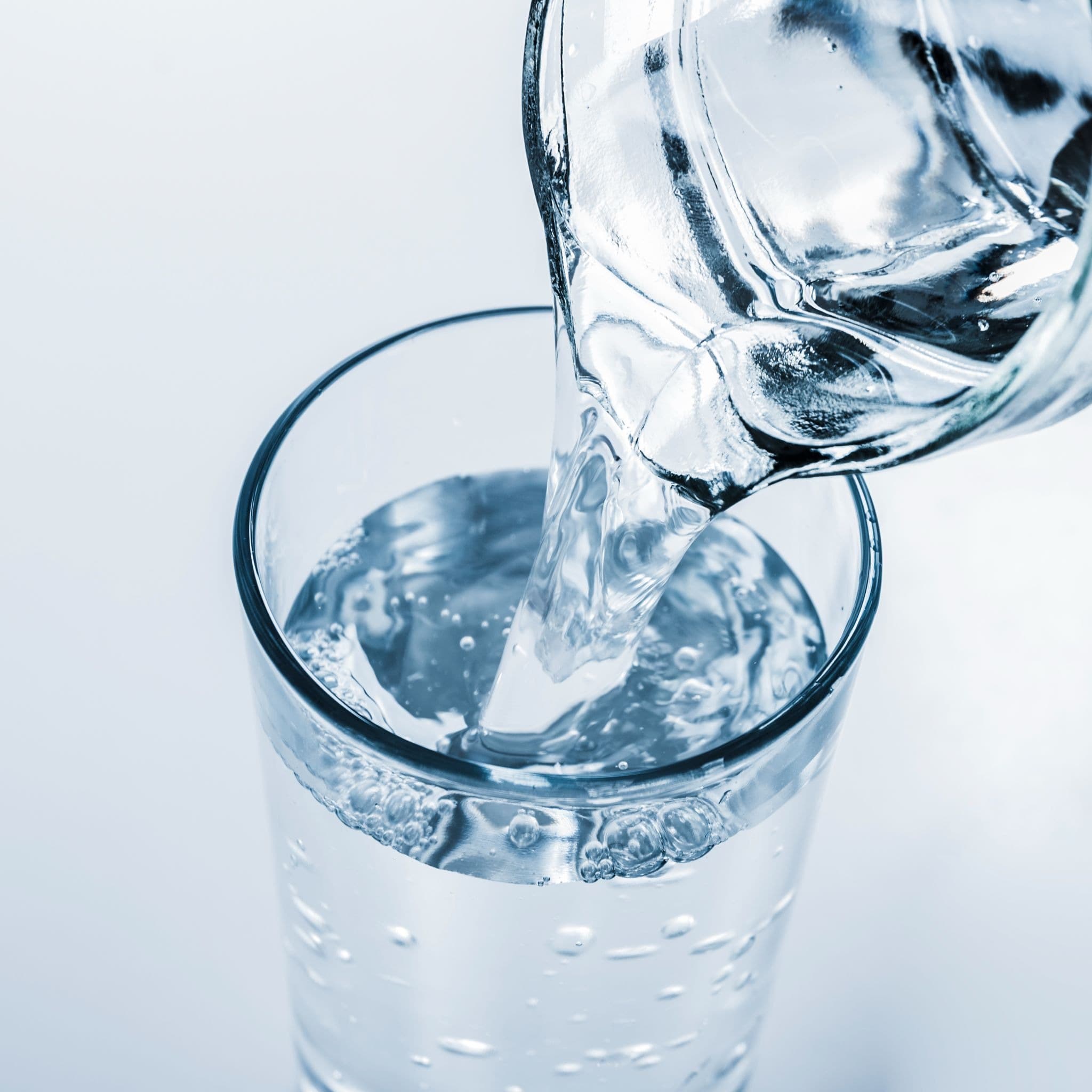 Dari Mana Asal Air Pegunungan? Proses yang Memengaruhi Kualitas Air Minum